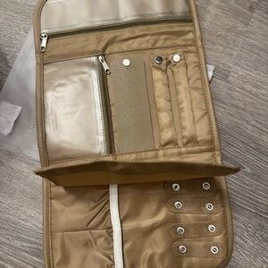 NEW 8 Other Reasons
Travel Jewelry Organizer Pouch - Tan